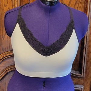 Maidenform Black & White Wireless V-Neck Racerback Lace Bralette. Sz: L
